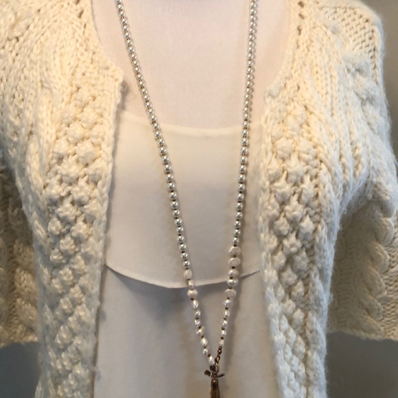 Cute Cable-knit Short Sleeve Sweater - Picture 2 of 6